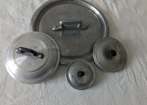 Vecchi coperchi in - 4,