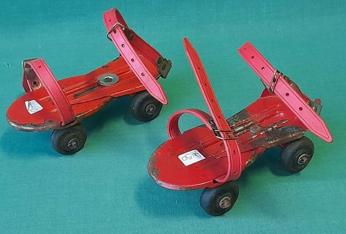 Coppia vecchi pattini - coppia,