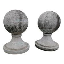 2 Sfere in Cemento Pietra